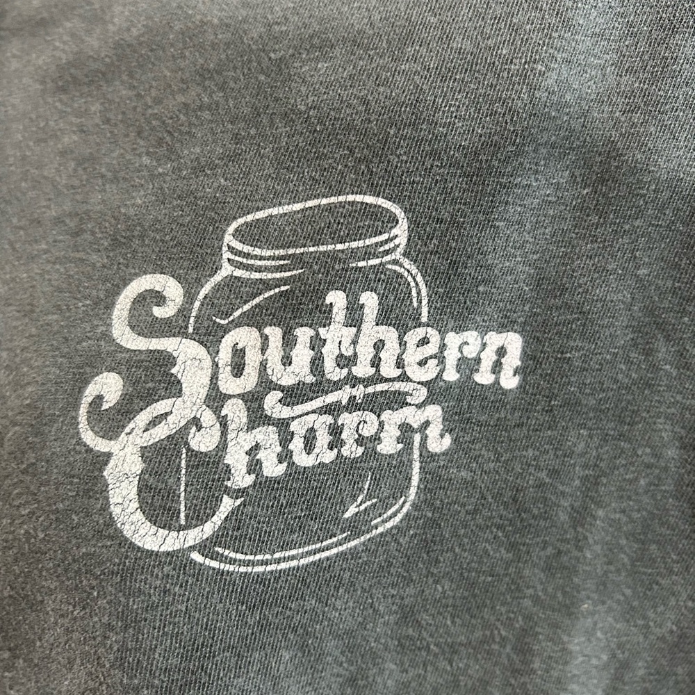 Southern Charm tee - Picture 2 of 5